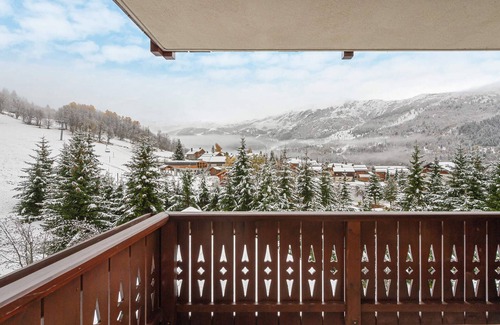 Meribel Village Apartment | Ski-in/ski-out apartment with pool and spa
