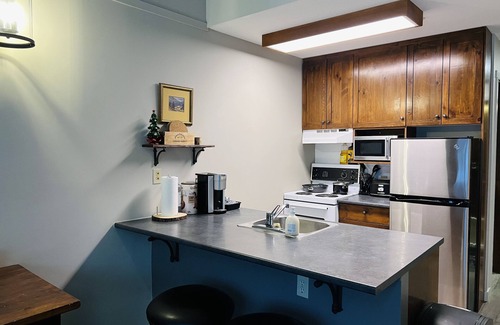 Okanagan-Similkameen Condo | SKI-IN SKI-OUT APEX INN LOFT SUITE - APEX 402