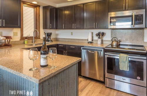 Big Sky Condo | Ski In/Ski Out Comfy Condo At Big Sky Resort! Mountain Views!