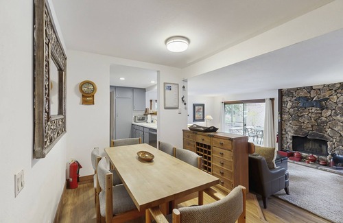 Sun Valley Condo | Ski-In/Ski-Out Condo on Dollar Mountain with Shared Pool & Hot Tub