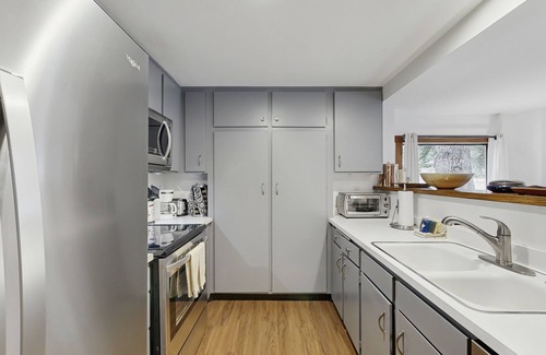 Sun Valley Condo | Ski-In/Ski-Out Condo on Dollar Mountain with Shared Pool & Hot Tub
