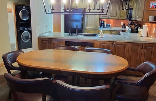 Copper Mountain Condo | Ski In/Ski Out Copper Mountain Center Village Condo