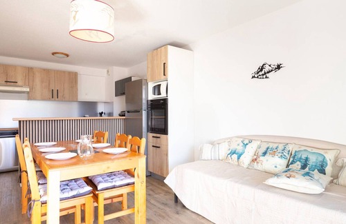 Germ Apartment | Ski-in/Ski-out: Cozy 8-Person Apartment with Terrace and Free Parking