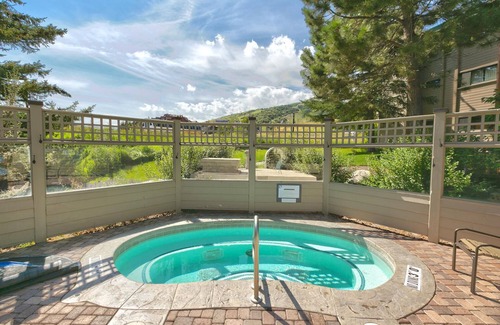 North Park City Condo | SKI IN/SKI OUT Deluxe Slopeside Condo