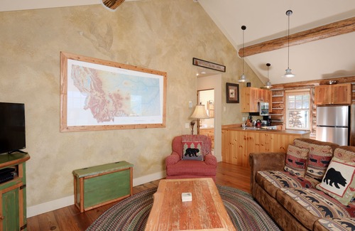 Big Sky House | Ski-in/Ski-out home w/hot tub in Moonlight Basin - Cowboy Heaven Cabin - The Lookout