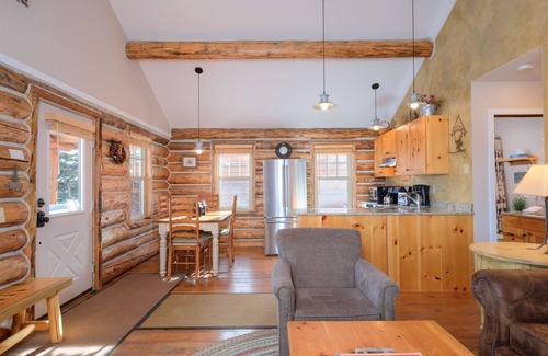 Big Sky House | Ski-in/Ski-out home w/private hot tub in Moonlight Basin - Cowboy Heaven Cabin - Wild West