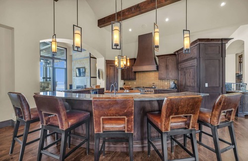 Park City House | Ski In Ski out in the heart of the mountains