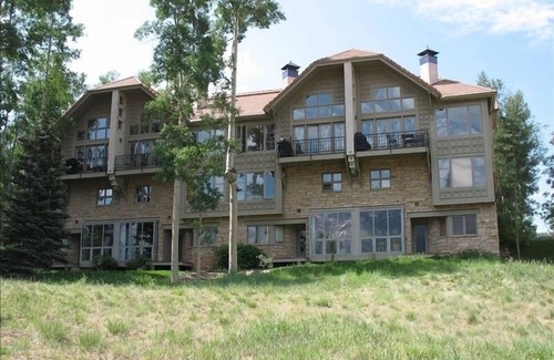 Mountain Village Condo | Ski-in/Ski Out Incredible Slopeside!