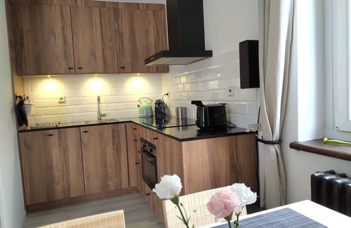 Cervinia House | Ski-in-ski-out for 10-12 people 2 apartments