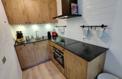 Cervinia House | Ski-in-ski-out for 10-12 people 2 apartments
