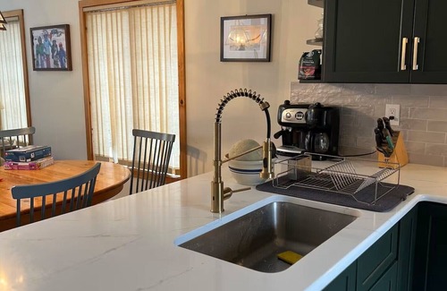 White Haven House | Ski In Ski Out! Jack Frost Mountain Snow Ridge Village