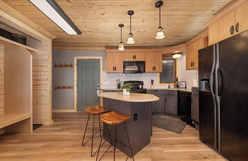 Silvercreek Condo | Ski-in, Ski-out, One Bedroom Condo with Jacuzzi Tub