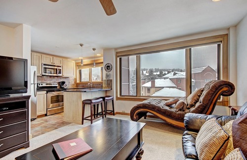 Peak 9 Condo | Ski-in/ski-out Studio W/snowy Alpine Views - Walk To Main St Studio Bedroom Condo by RedAwning