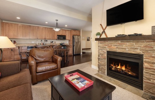 Silvercreek Condo | Ski In/Ski Out Top Floor with Views and Amenities- Heated Parking Garage
