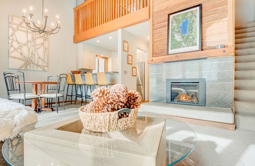 Tahoe Woods House | Ski-in/ski-out townhome with fireplace, pool, hot tub & on-site ski/sled hill