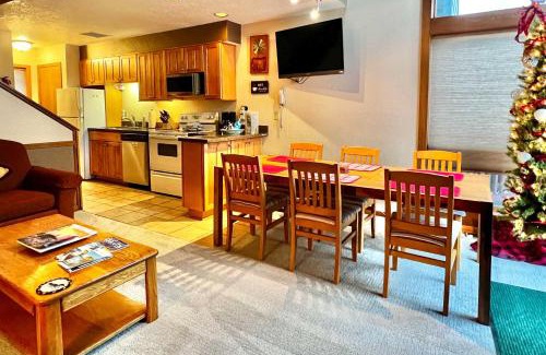 Lutsen House | Ski-In, Ski-Out Townhome with Lofted Owners Suite