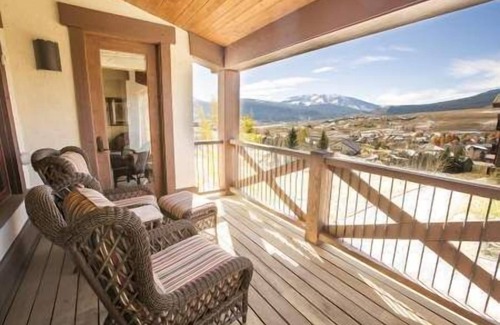 Crested Butte Condo | Ski In/Ski Out "WestWall Lodge" Luxury Mountain Accommodation A304