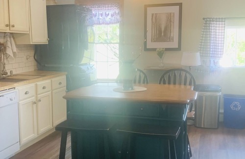 Henniker Apartment | Ski Minutes Away & Pool Onsite
