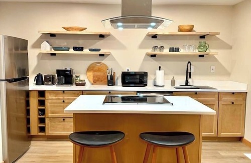 Stockbridge House | Ski/MTB Home with Mountain Views near Killington/Woodstock/Green Mountain Trails