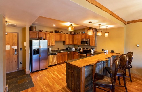 Hunter Condo | Ski on/Ski off, Convenient, Spacious & Extra Clean, Perfect for Large Families