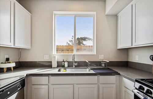 Northwest Reno House | Ski & Relax: Updated Townhome Near Downtown, Casinos & Board Games!