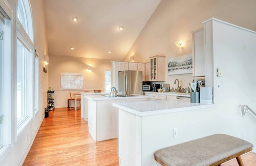 Lakeside House | Ski Retreat on Flathead Lake - 20mins to Blacktail