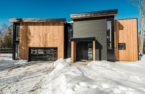 Saint Come House | Ski Saint-Come - Spa and Sauna - Le Tamarak