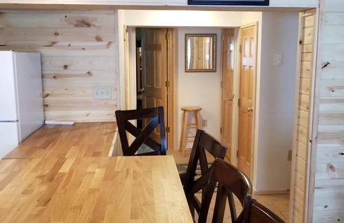 Wakefield Apartment | *SKI/SNOWMOBILE* ON MOUNTAIN SHORT WALK .25 MILES TO LODGE & LIFTS - BRAND NEW!
