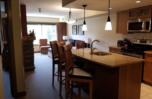Dead Man's Flats Condo | SKI, STAY, PLAY AT CANMORE COMFORT GETAWAY!