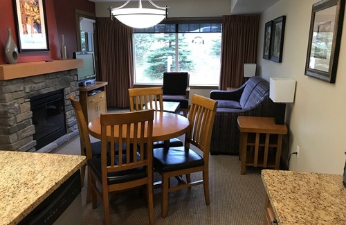Dead Man's Flats Condo | SKI, STAY, PLAY AT CANMORE COMFORT GETAWAY!
