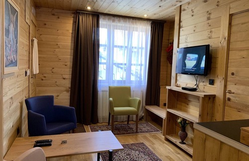 Kolasin Ski Chalet | Ski Suite in Chalet Kolasin
