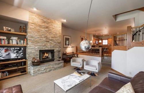 Highlands Townhomes House | Ski Townhome in Beaver Creek