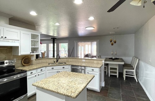 Skiatook House | Skiatook Lake house getaway
