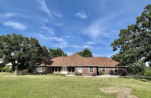 Skiatook House | Skiatook Lake house getaway