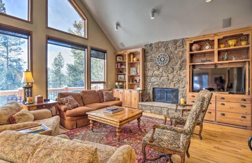 Weisshorn House | Skiers Dream with Hot Tub about Half Mi to Slopes!