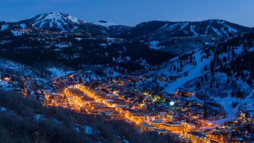 North Park City Hotel | Skiers Lodge