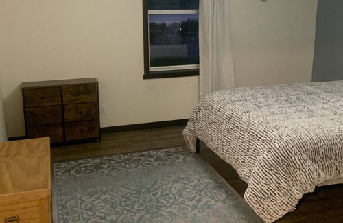 Stratford House | Skiers, travlers, or traveling workers welcome to stay for a day, week, or month