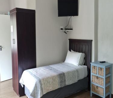 Colesberg Cabin | Skietberg Lodge