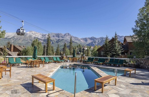 Mountain Village Condo | Skiin and out Beautiful Mtn Lodge - Affordable too