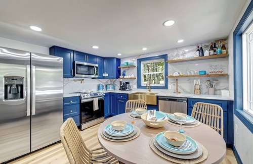 Briar Crest Woods House | Skiing/Hiking/Firepit/Hot tub/Pet-friendly