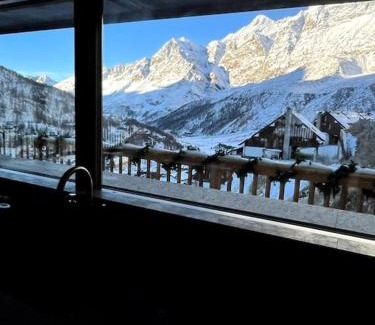 Cervinia Ski Chalet | Skiing Resort In The Italian Alps, Chalet Cervinia