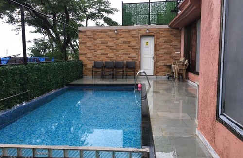 Aarey Colony Villa | Skip City Villa Hidd