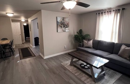Rockingham Apartment | Skipper 2: Chic 1-bedroom apartment with AC, WiFi in charming Rockingham