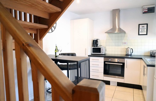 Llanfoist Cottage | Skirrid Cottage. Elegant, charming & welcoming.