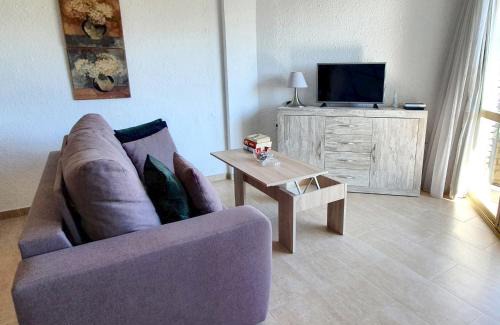 Marbella City Centre Apartment | Skol 427 Spacious 1 Bedroom Apartment with Sea Views