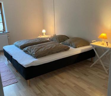 Ringsted Bed & Breakfast | Skovhuset haveværelset