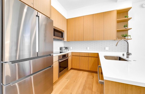 Ala Moana Condo | Sky Ala Moana 43rd fl PENTHOUSE Ocean & Diamond head view 1 Parking