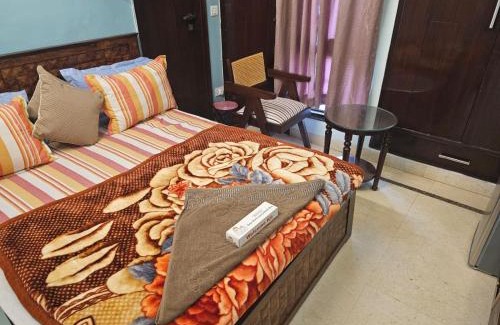 Safdarjung Enclave House | Sky Bloom Luxury Homestay