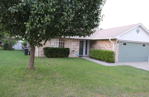 Killeen House | Sky Blue Warmth