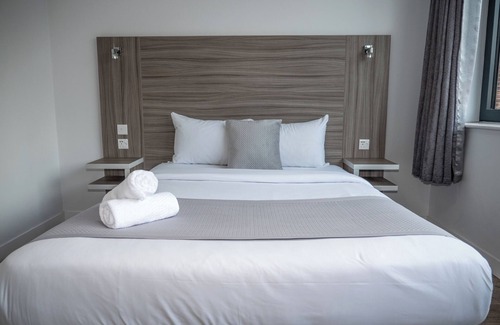 Hillingdon Hotel | Sky Nights Hotel London Heathrow